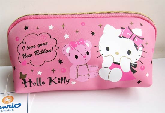 Bolsinha necessaire para maquiagem da Hello Kitty