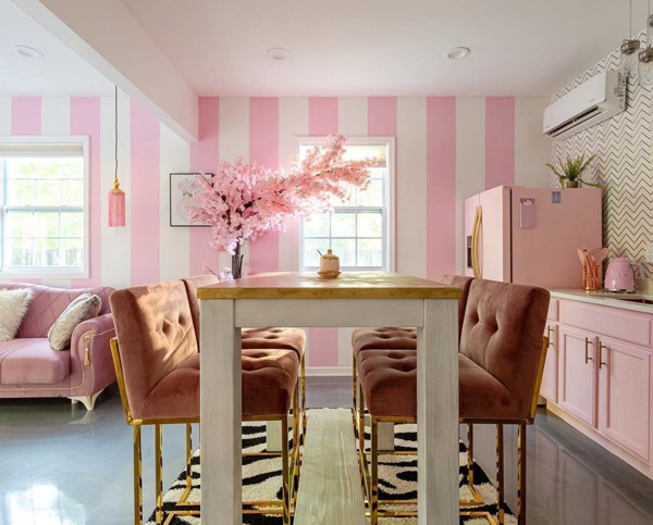 A cozinha dos sonhos é cor de rosa
