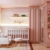 Decoração de quarto de bebê cor-de-rosa 